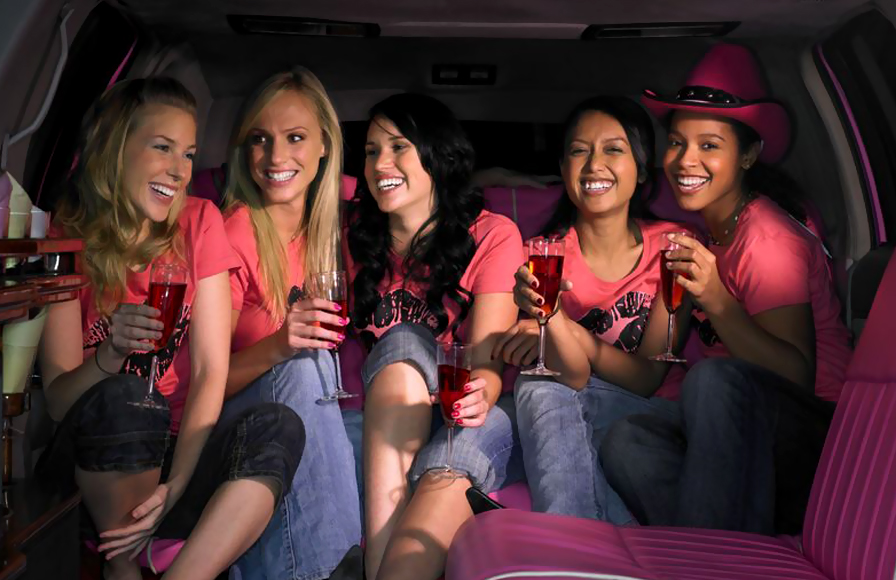 Lesbians fool around backseat limo pic